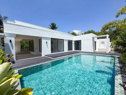 Wunderschöne 3-Schlafzimmer-Poolvilla in der Nähe der British Intl School