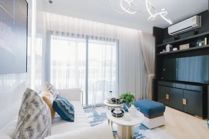 Luxuswohnung 2 Schlafzimmer, 2 Bäder nahe Bang Tao Strand