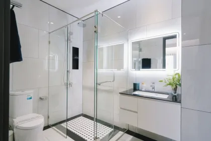 Luxuswohnung 2 Schlafzimmer, 2 Bäder nahe Bang Tao Strand