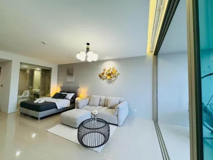 Appartement studio 1 chambre avec vue sur la jungle et la mer à Karon Beach