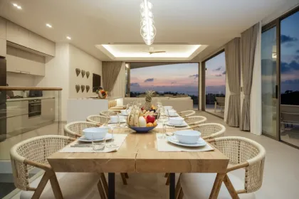 Luxusvilla mit Meerblick, 3 Schlafzimmer, 4 Bäder in Naithon Phuket
