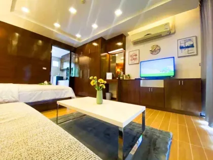 Dringender Verkauf: Sea and Sky Condominium Karon 1 Schlafzimmer 1 Bad mit Meerblick