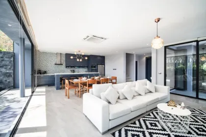 Элегантная вилла с 3 спальнями и бассейном в The Granary Villas, Пхукет