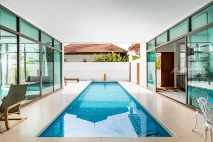 Villa 4 Chambres, 5 Salles de Bain à Vendre à Kamala, Phuket