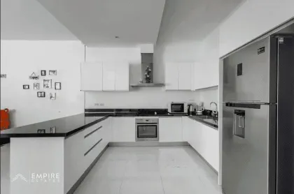 Villa 4 Chambres, 5 Salles de Bain à Vendre à Kamala, Phuket