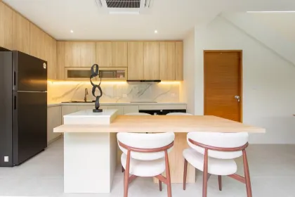 Geräumige 3-Schlafzimmer 2-stöckige Villa in Baan Maneekram, Wichit, Phuket