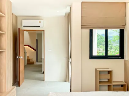Geräumige 3-Schlafzimmer 2-stöckige Villa in Baan Maneekram, Wichit, Phuket