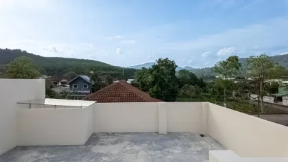 Geräumige 3-Schlafzimmer 2-stöckige Villa in Baan Maneekram, Wichit, Phuket