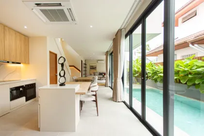 Geräumige 3-Schlafzimmer 2-stöckige Villa in Baan Maneekram, Wichit, Phuket