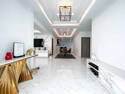 Moderne 3-Zimmer-Villa zum Verkauf in Wichit, Phuket Town