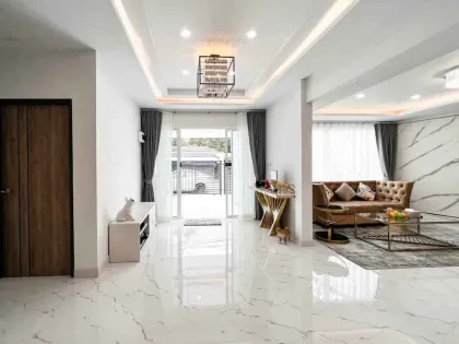Moderne 3-Zimmer-Villa zum Verkauf in Wichit, Phuket Town
