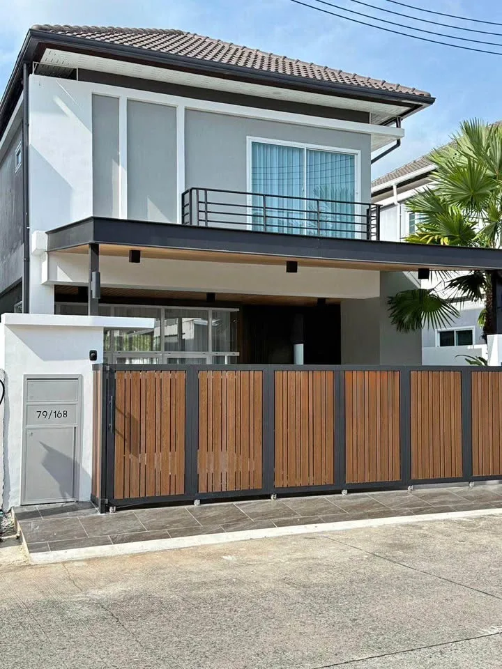 Villa de 3 dormitorios con piscina privada en el centro de Phuket