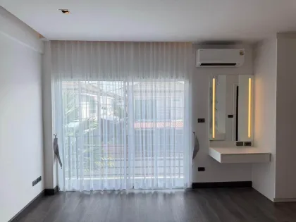 Villa de 3 dormitorios con piscina privada en el centro de Phuket