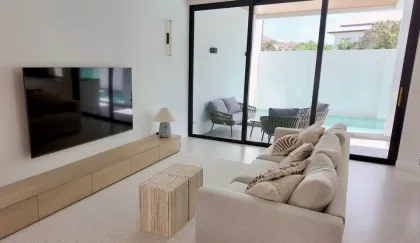 Maison de ville minimaliste moderne 3 chambres de luxe à Rawai