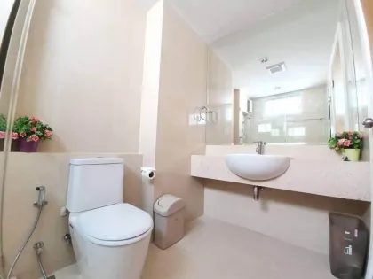 2 спальни, 2 ванны — квартира в The Breeze Hua Hin с видом на бассейн и море