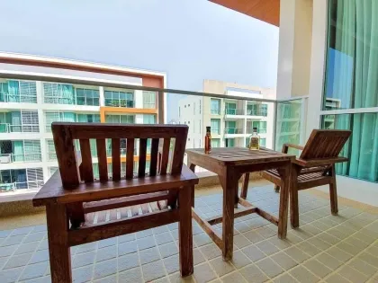 2 спальни, 2 ванны — квартира в The Breeze Hua Hin с видом на бассейн и море