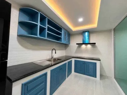 3 Bedroom 2 Bathroom Corner House for Sale in Kathu