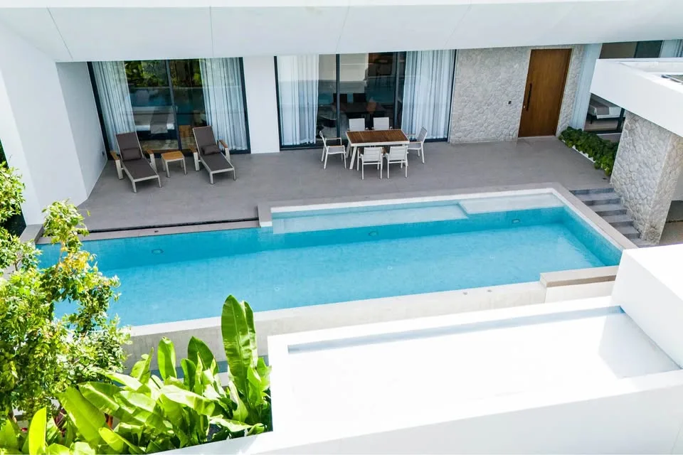 Villa moderne 3 chambres avec piscine près de la plage de Bang Tao