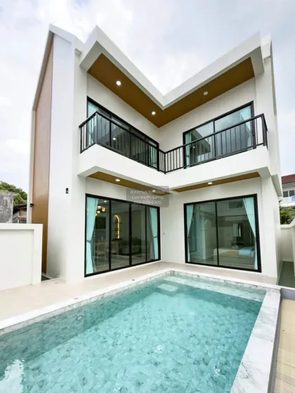 บ้านวิลล่าพร้อมสระว่ายน้ำ 3 ห้องนอน renov  ใหม่ ในตัวเมืองภูเก็ต
