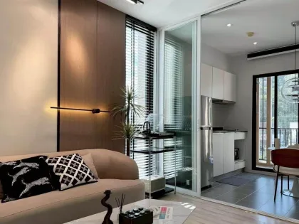 Moderne 1-Zimmer-Wohnung im The Base Uptown Condo, Rawai