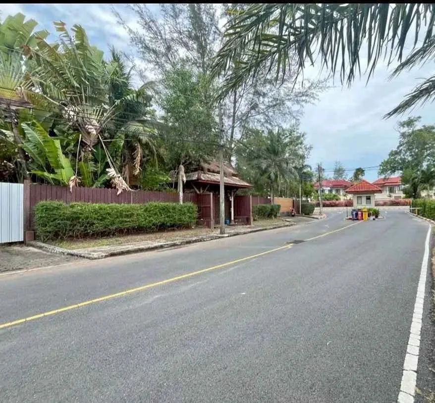 Земельный участок и вилла в престижном районе Laguna Phuket 1816 кв.м.