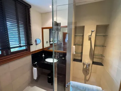 5+1 Schlafzimmer Seeufer-Poolvilla in Laguna Village, Bang Tao