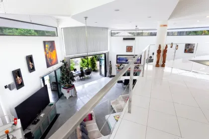 5-Zimmer-Privatpool-Villa zum Verkauf in Rawai
