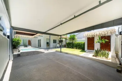 Villa avec piscine 2 chambres à vendre à Rawai, Phuket