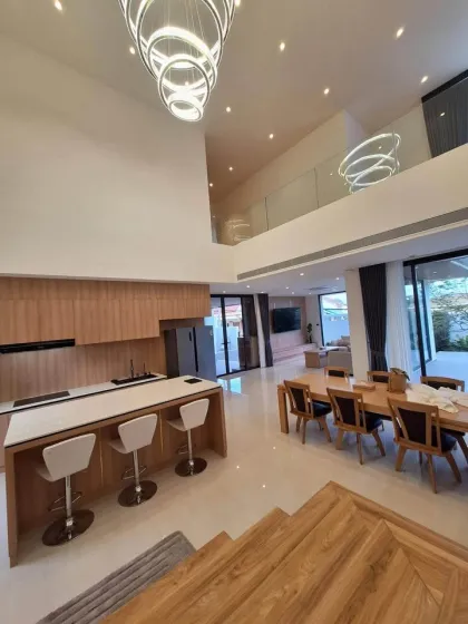 Luxury 5-Bedroom Private Pool Villa in Rawai, Phuket