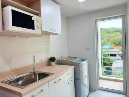 Spacious 1-Bed, 1-Bath Condo in Prime Samkong, Phuket Town