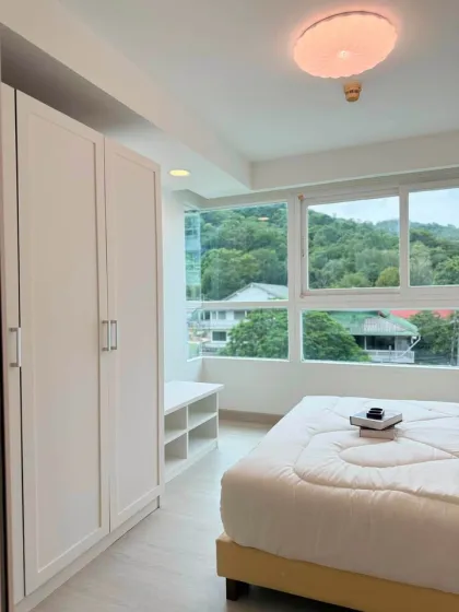 Spacious 1-Bed, 1-Bath Condo in Prime Samkong, Phuket Town
