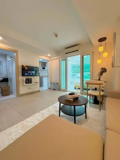 Spacious 1-Bed, 1-Bath Condo in Prime Samkong, Phuket Town