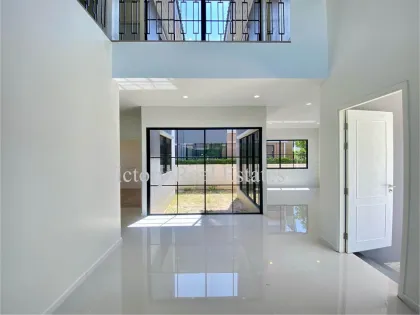 4-Bedroom, 3-Bathroom Villa Near British International School Phuket