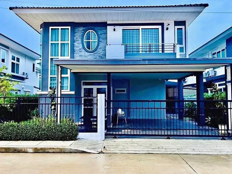 位于Thalang Bang Jo，靠近Blue Tree和Boat Avenue的独立别墅