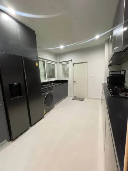 Villa Independiente cerca de Blue Tree y Boat Avenue en Bang Jo, Thalang