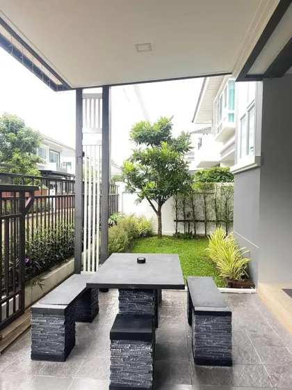 Villa Independiente cerca de Blue Tree y Boat Avenue en Bang Jo, Thalang