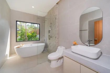 Spacieuse villa tropicale 4 chambres avec piscine proche Robinson Lifestyle Thalang
