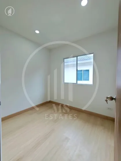 Modern 3-Bed Corner Townhouse for Sale in Pruksa Ville 58, Thalang