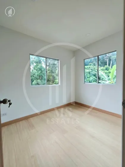 Modern 3-Bed Corner Townhouse for Sale in Pruksa Ville 58, Thalang