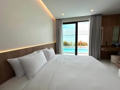 5 Bedroom Luxury Pool Villa for Sale in Rawai, Phuket