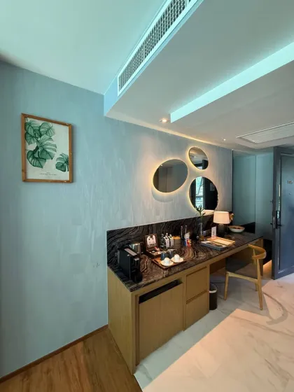 อพาร์ตเมนต์ 1 ห้องนอนหรู พร้อมทางเข้าสระว่ายน้ำที่ Wyndham Grand Nai Harn