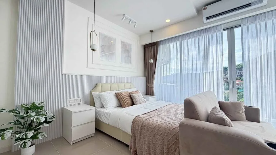 1-Zimmer-Wohnung nahe Karon Beach mit Bergblick