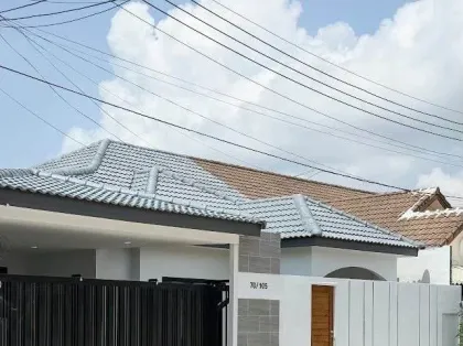 Geräumiges 4-Schlafzimmer 5-Badezimmer Eckhaus in Phuket Villa 3, Wichit