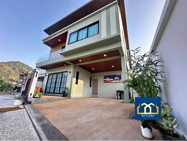 Villa moderne 4 chambres avec piscine à Kamala, Phuket