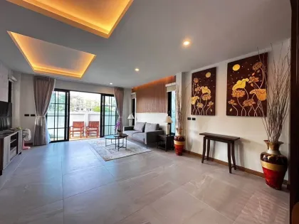 Moderne 4-Schlafzimmer-Poolvilla in Kamala, Phuket