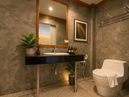 Apartmentgebäude mit 14 Betten und 15 Bädern in der Phang Nga Road, Phuket Town