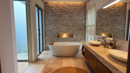Villa de lujo con 5 dormitorios y 5 baños con piscina en Pasak, Cherng Talay