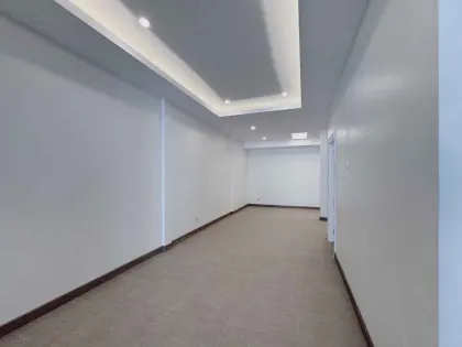 Villa mitoyenne 3 chambres avec piscine à vendre à Chalong