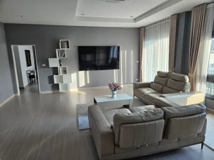Вилла с 4 спальнями и 6 ванными в Supalai Palm Spring, Бангао