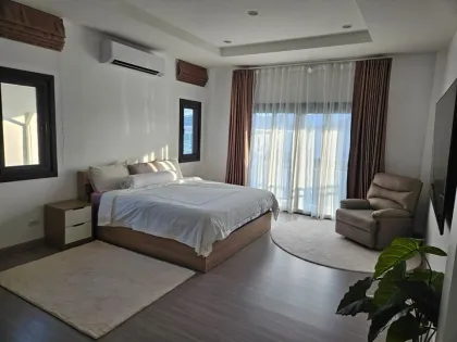 Вилла с 4 спальнями и 6 ванными в Supalai Palm Spring, Бангао